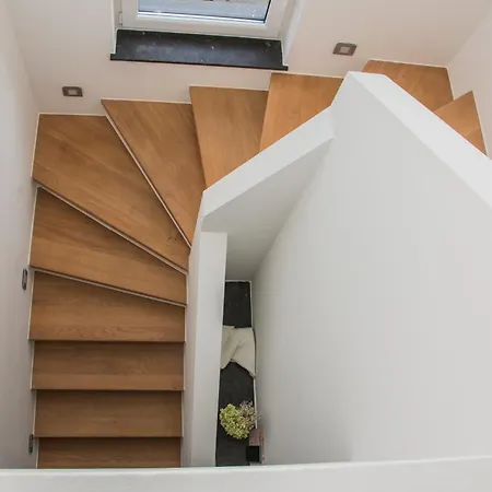 Green& Light House16 Vakantiehuis *