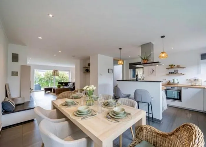 Green& Light House16 Kettenis