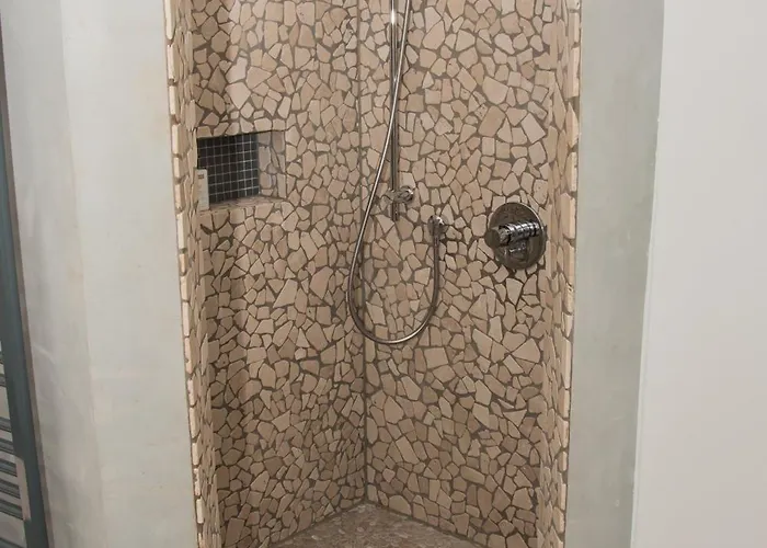 Green& Light House16